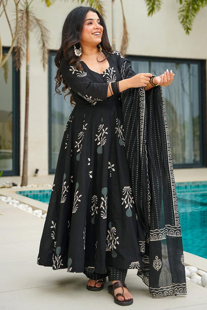 Black Cotton Floral Printed Flared Kurti Set